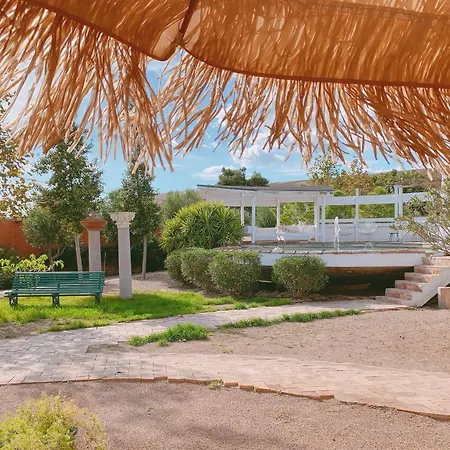 Mom La Punta 3* Valência